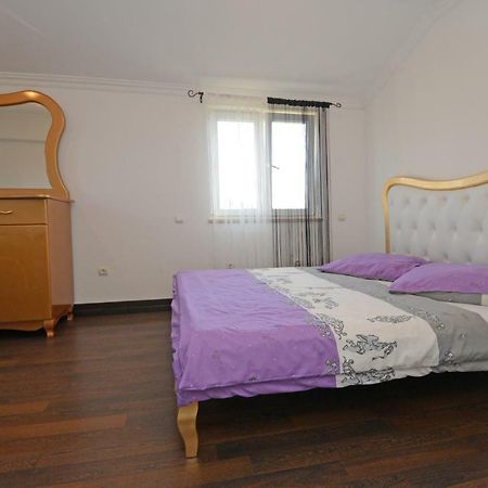 Villa Zare ポレッチ エクステリア 写真