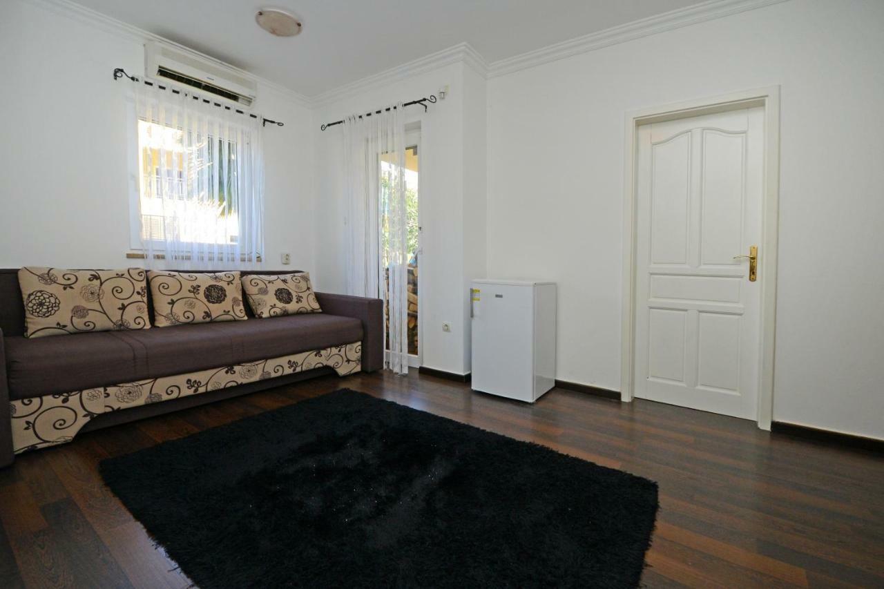 Villa Zare ポレッチ エクステリア 写真