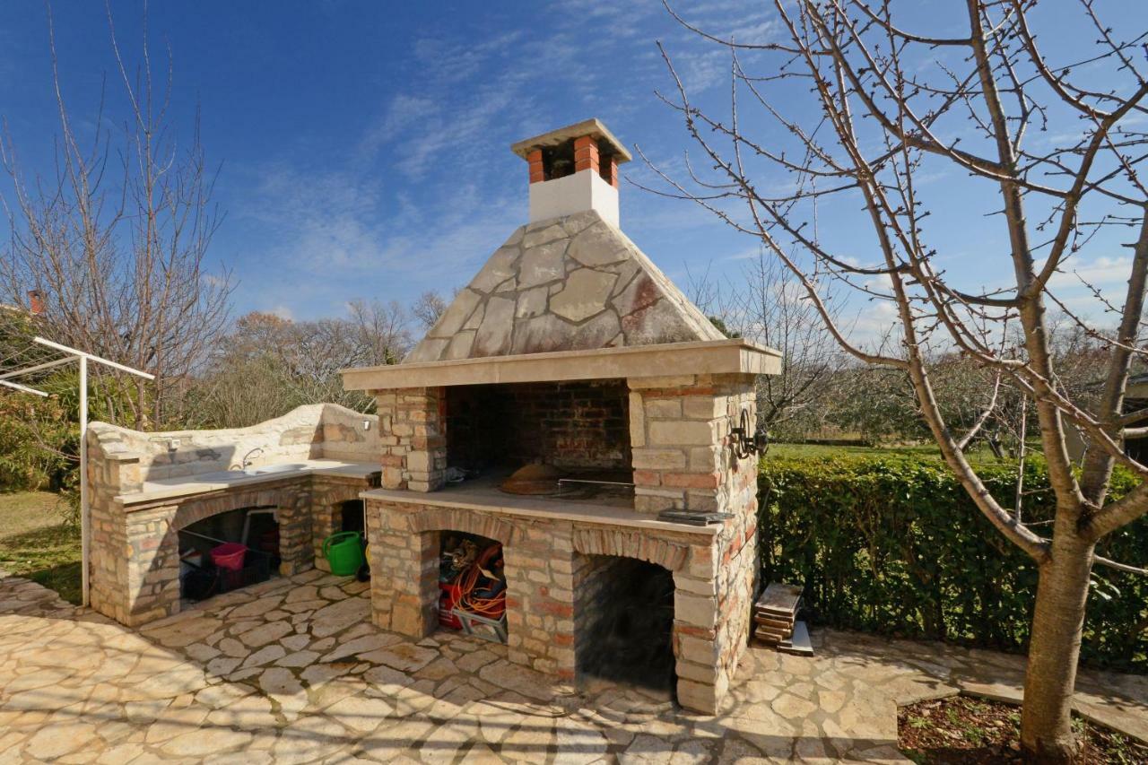 Villa Zare ポレッチ エクステリア 写真